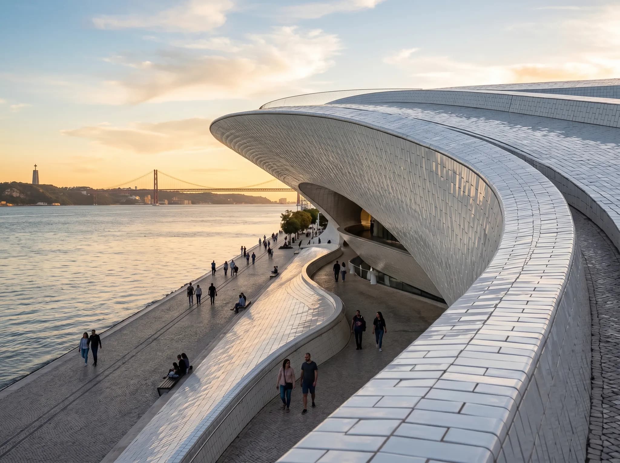 MAAT by the Tagus River