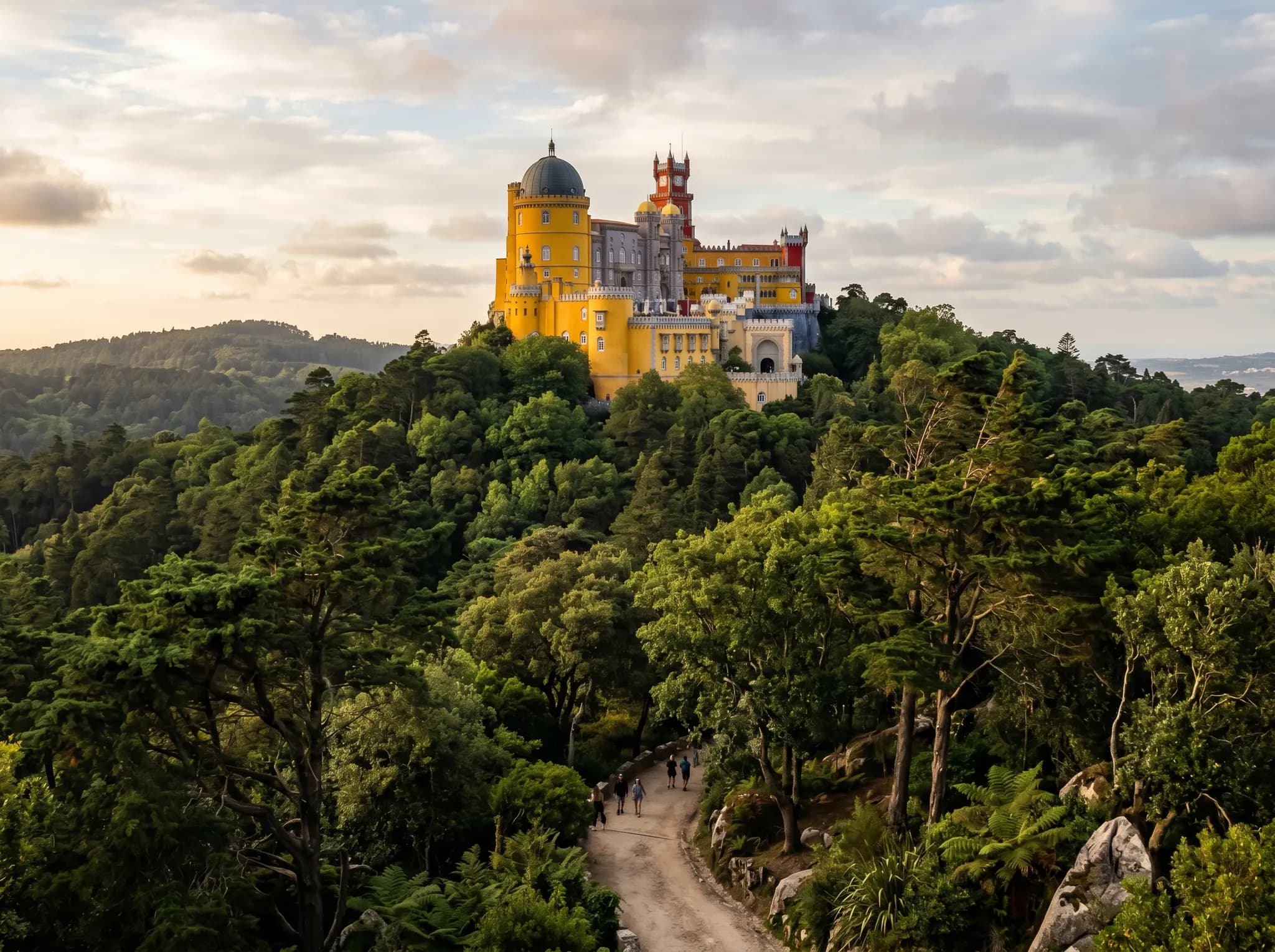 Panoramic view of Palácio da Pena from the park