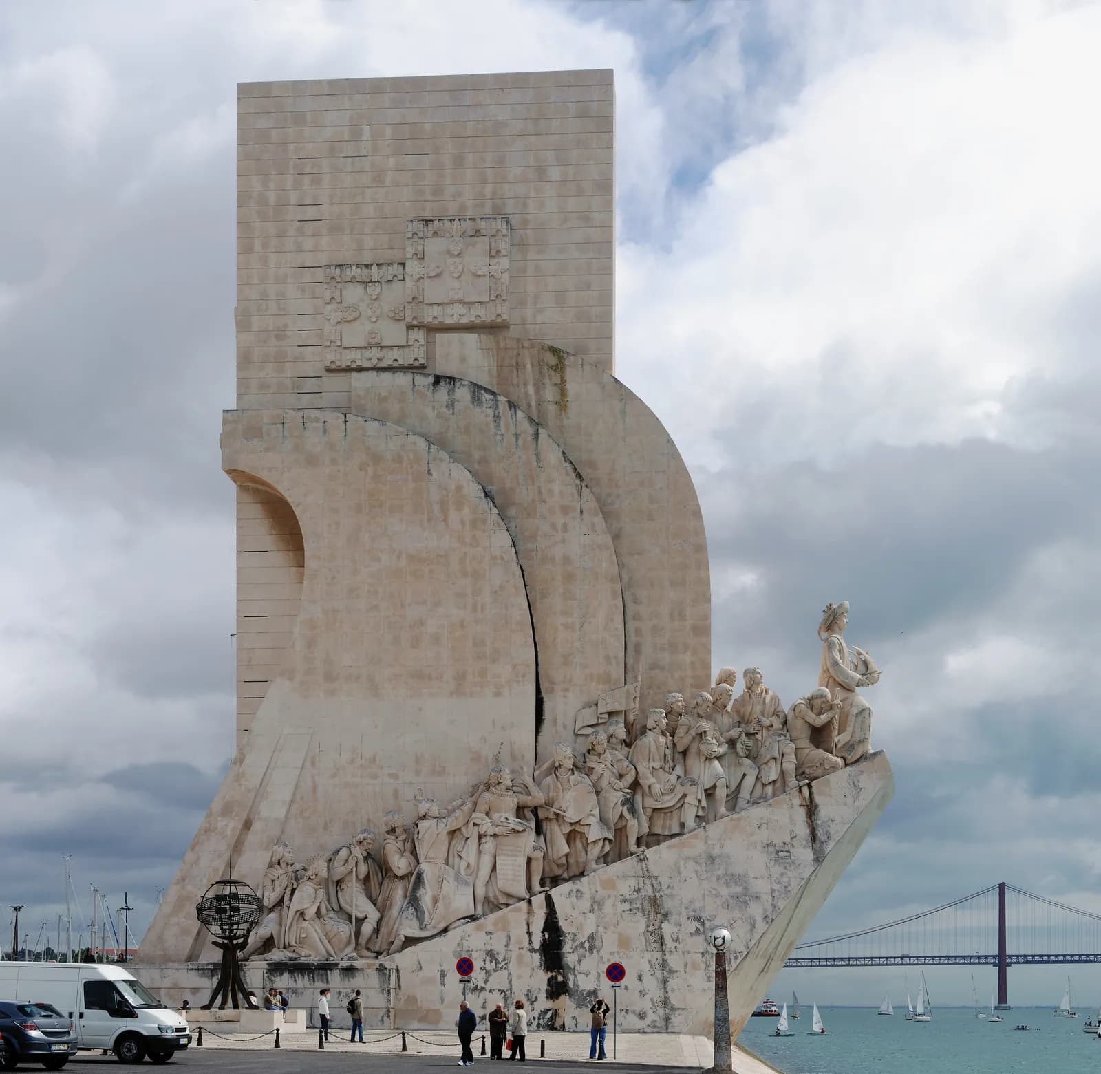 Padrão dos Descobrimentos (Monument to the Discoveries)