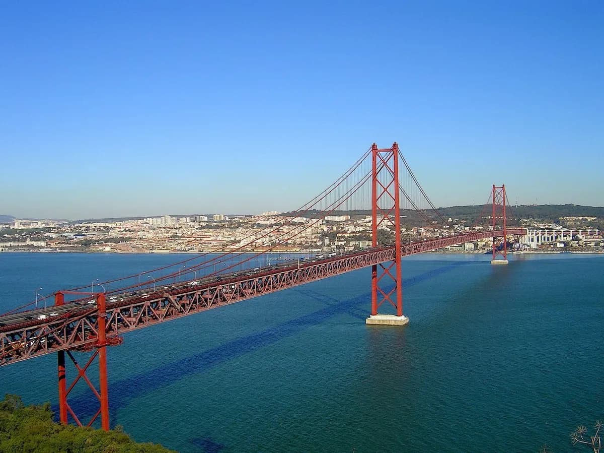 Pilar 7 Bridge Experience